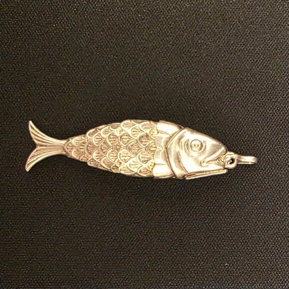 Vintage Silver Articulated Fish Pendant Necklace 925 - Picture 1 of 7